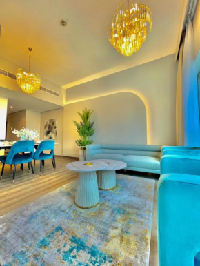 FIRST CLASS 2BR with Burj Khalifa & Downtown view